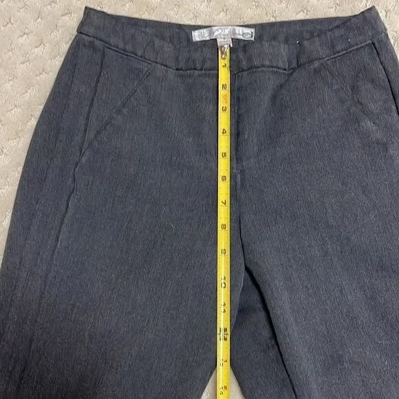 Dynamite, Grey Women’s Dress Pants. Size 4. - Picture 4 of 8